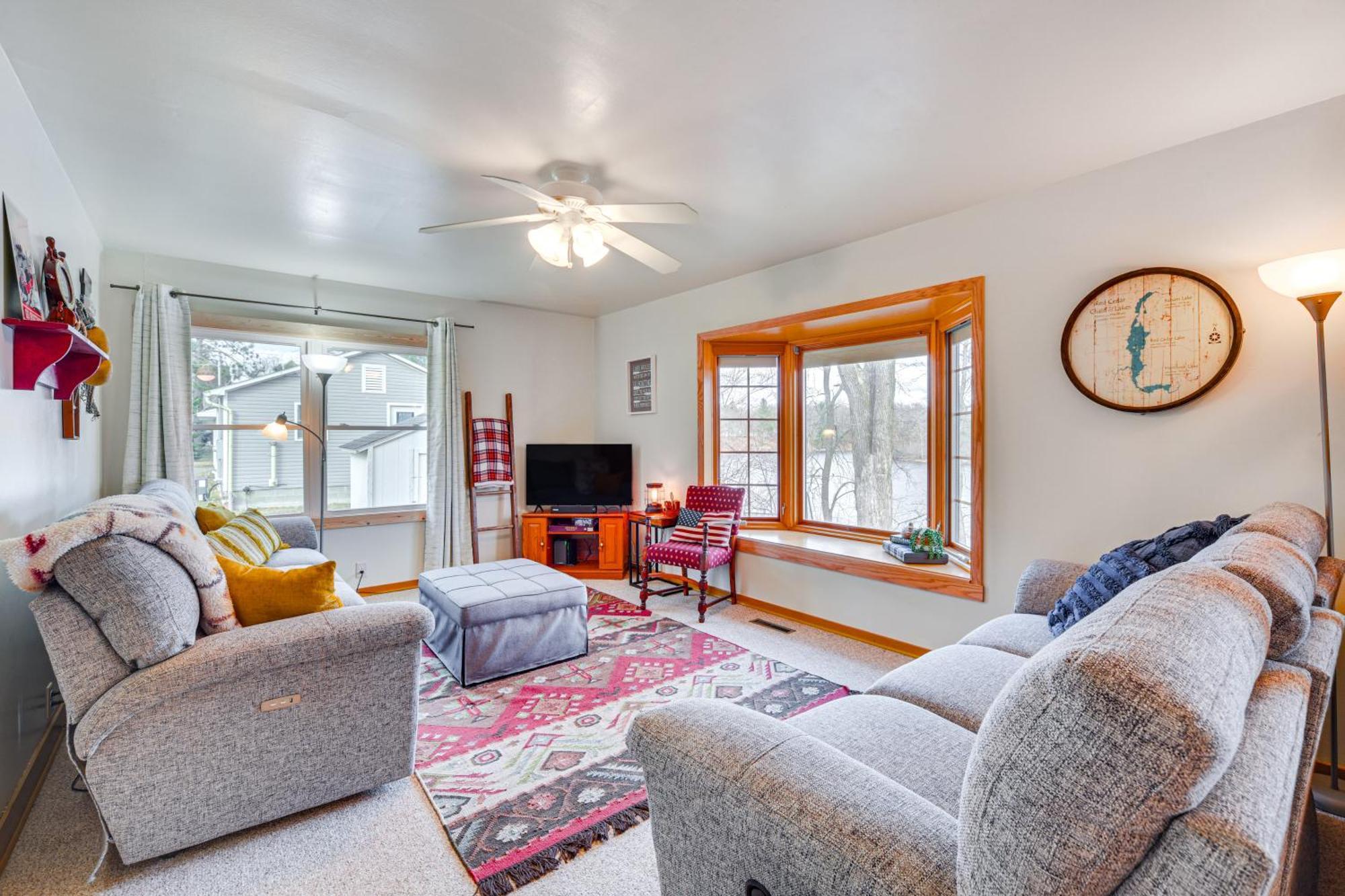 Birchwood Cottage With Red Cedar Lake Access! Екстериор снимка